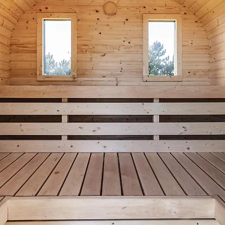 9 Person In Vaeggerlose-by Traum * Boto By