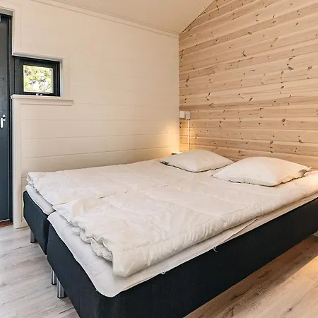 Дом отдыха 9 Person In Vaeggerlose-by Traum *